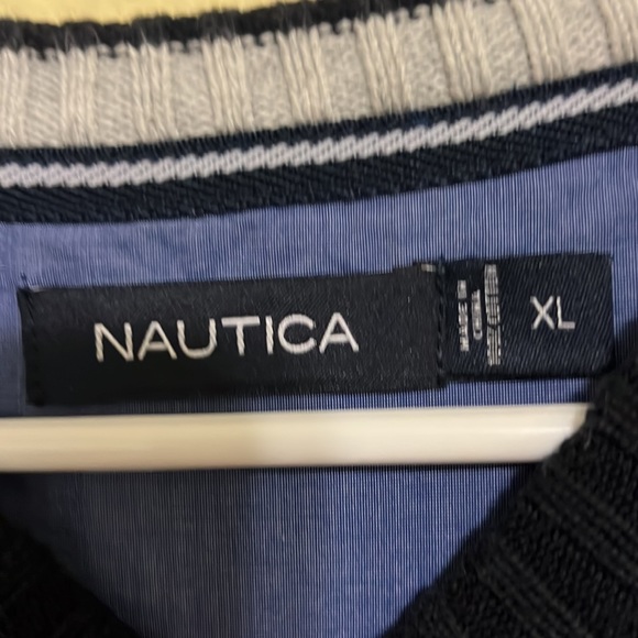 Nautica crewneck sweater - Picture 3 of 3